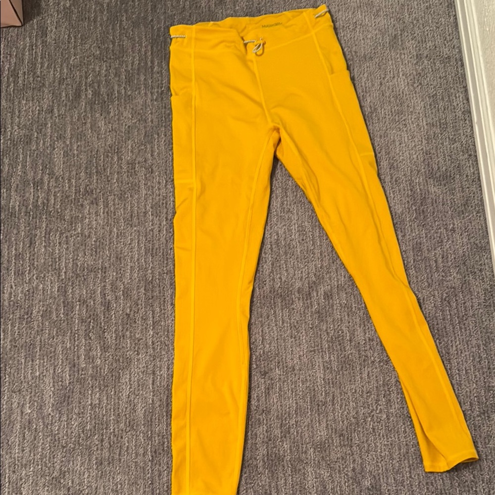 Fabletics Motion365+ Yellow Leggings